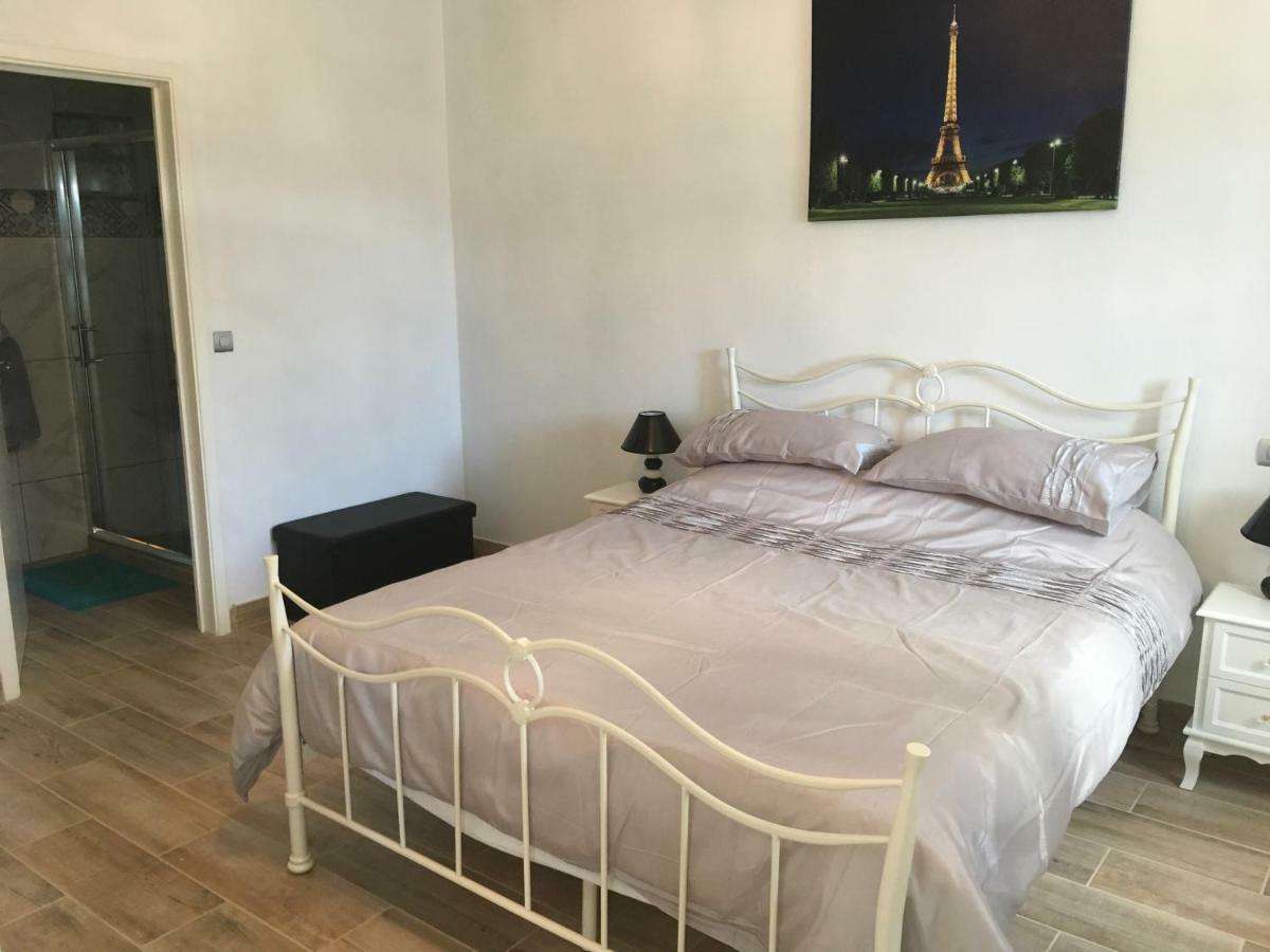 Boa Nova Base. Apartment ฟุงชาล ภายนอก รูปภาพ