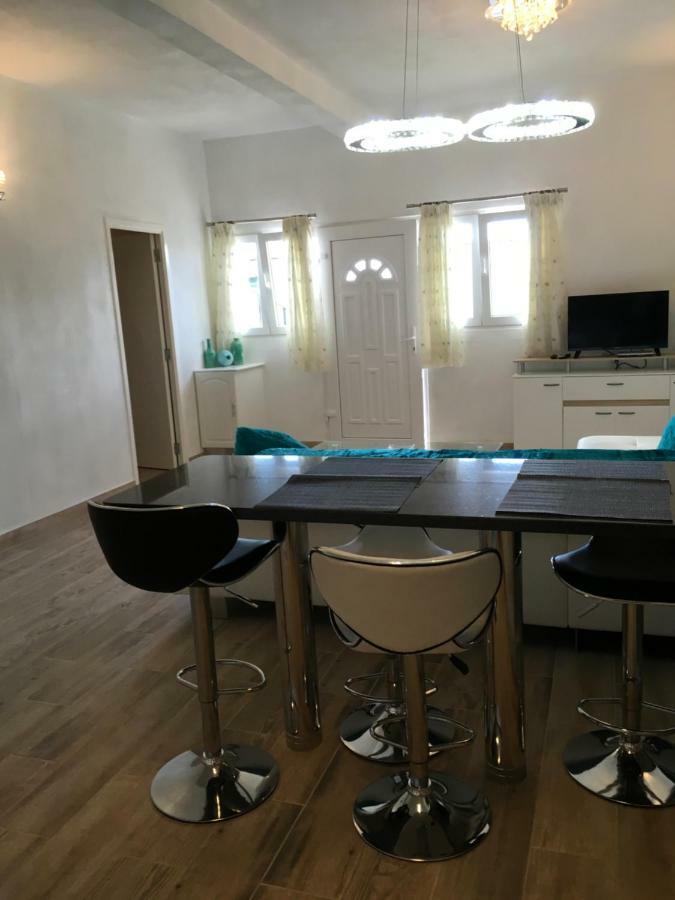 Boa Nova Base. Apartment ฟุงชาล ภายนอก รูปภาพ